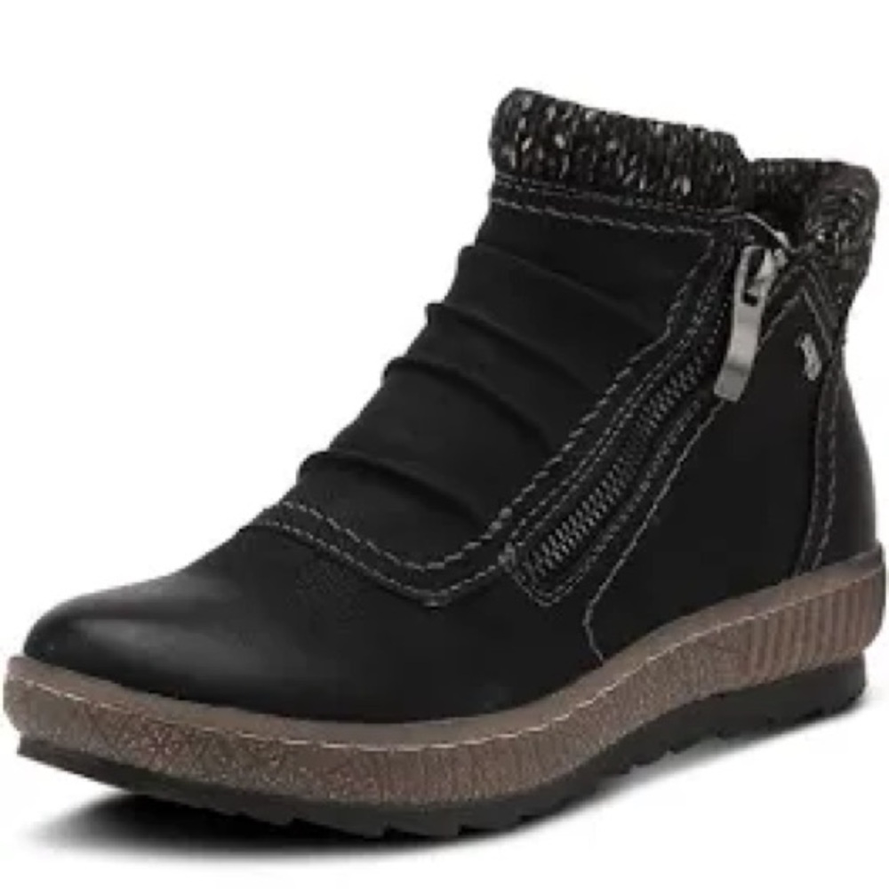 Black Spring Step Cleora Booties size 8.5 NWT